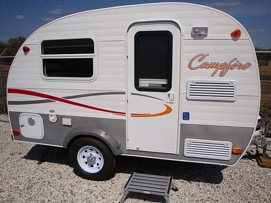 small travel trailers with bathroom for sale